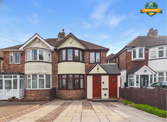 3 Bedroom Semi Detached House For Sale In Mildenhall Road, Great Barr, Birmingham, B42