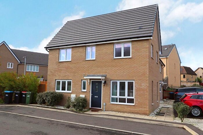 3 Bedroom End Of Terrace House For Sale In Mitchell Way, Tattenhoe Park, MK4