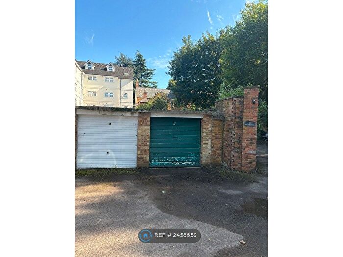 1 Bedroom End Of Terrace House To Rent In Banbury, Banbury, OX16