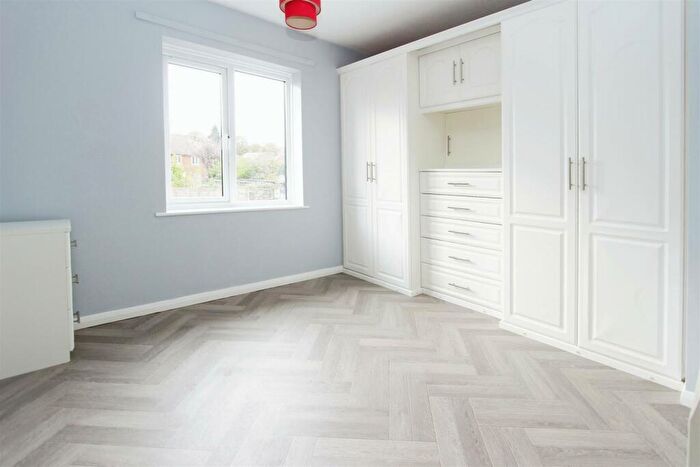 1 Bedroom Apartment For Sale In River View, Gillingham, ME8