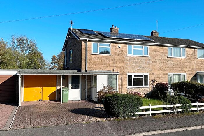 3 Bedroom Semi-Detached House To Rent In Fairfield Close, Marshfield, Chippenham, Wiltshire, SN14