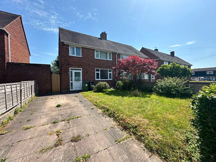 3 Bedroom Semi-Detached House To Rent In Southall Road, Wednesfield, WV11