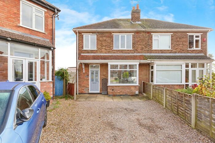 3 Bedroom Semi-Detached House For Sale In Jubilee Crescent, Narborough, Leicester, Leicestershire, LE19