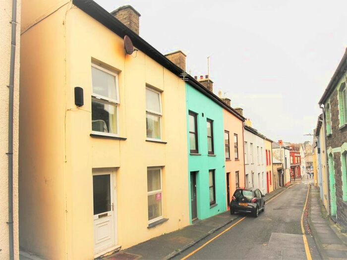 4 Bedroom End Of Terrace House To Rent In Grays Inn Road, Aberystwyth, SY23