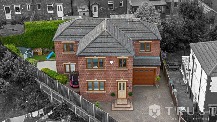 4 Bedroom Detached House For Sale In Sunnyside Avenue, Liversedge, WF15