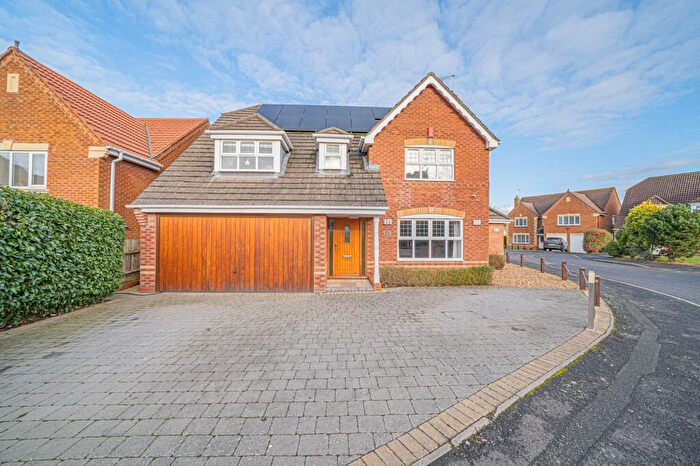 5 Bedroom Detached House For Sale In Floyd Grove, Balsall Common, CV7