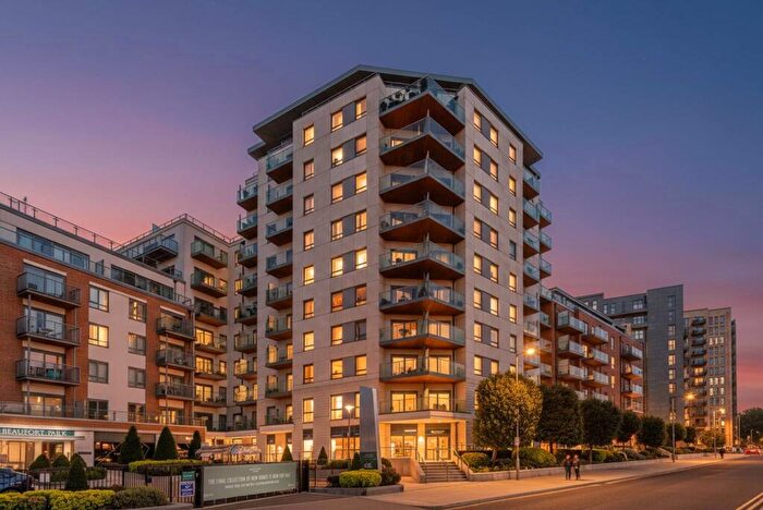 2 Bedroom Flat For Sale In Aerodrome Road, Colindale, London, NW9