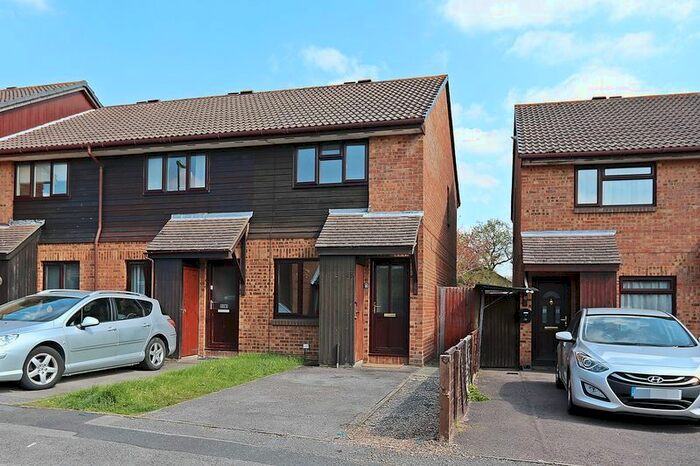 2 Bedroom Terraced House To Rent In Celandine Avenue, Locks Heath, Southampton, SO31