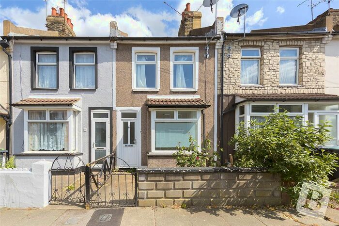 2 Bedroom Terraced House To Rent In Cecil Road, Gravesend, Kent, DA11