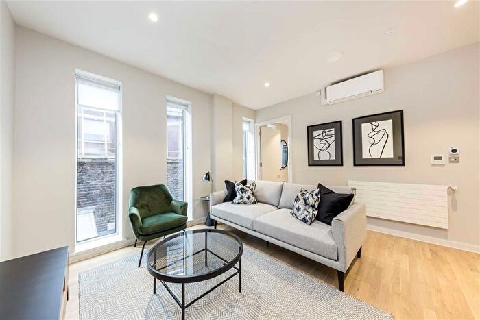 2 Bedroom Flat To Rent In Star Yard, Fitzrovia Amp; Covent Garden, WC2A