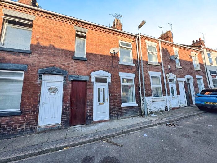 3 Bedroom Terraced House To Rent In Francis Street, Stoke-on-Trent, Staffordshire, ST6