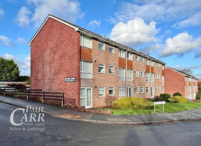 2 Bedroom Maisonette For Sale In Sutton Court, Little Sutton Lane, Four Oaks, B75