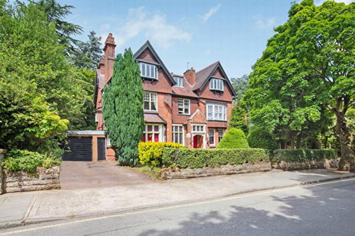 14 Bedroom Manor House For Sale In Amesbury Road, Moseley Village, Birmingham, B13