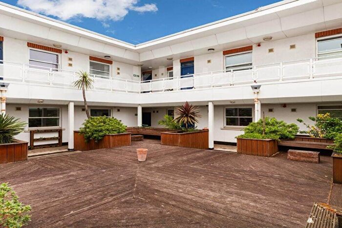 1 Bedroom Flat To Rent In Inverness Street, Camden, NW1