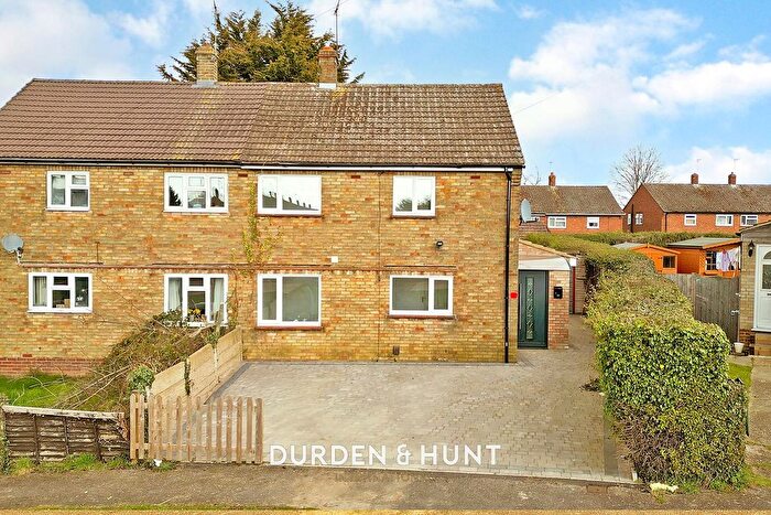 3 Bedroom Semi-Detached House To Rent In Shortlands Avenue, Ongar, CM5