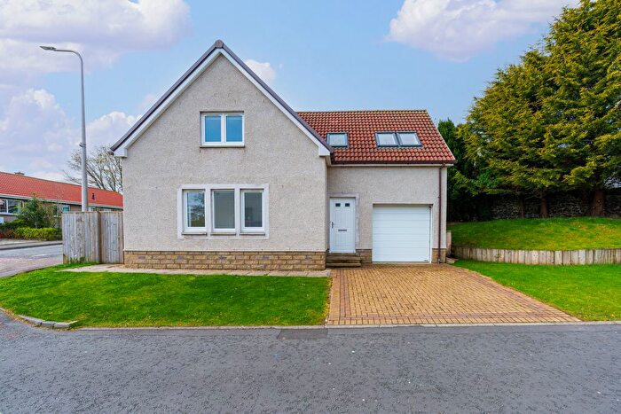4 Bedroom Detached House For Sale In Redwells Court, Kinglassie, KY5