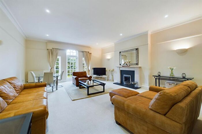 2 Bedroom Apartment To Rent In Jesmond Park West, Newcastle Upon Tyne, NE7