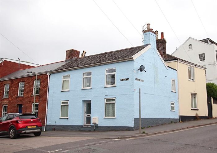 4 Bedroom Terraced House For Sale In Well Street, St James, Exeter, EX4