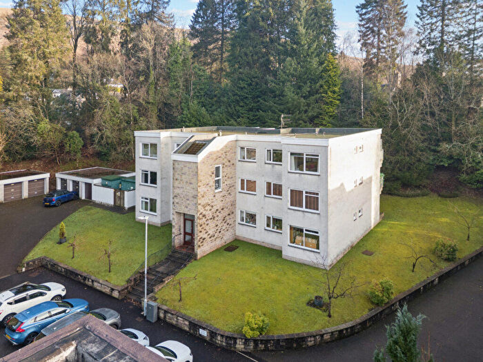 3 Bedroom Flat For Sale In Netherblane, Blanefield, G63