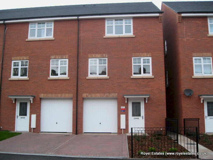 4 Bedroom Character Property To Rent In Seymour Road, Oldbury, B69