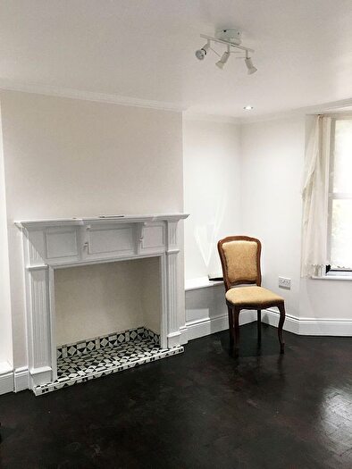 4 Bedroom Semi-Detached House To Rent In Woodbine Villas, Norwood Green Road, Southall, UB2