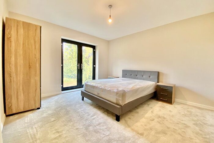 2 Bedroom Apartment To Rent In Green Quarter, Cross Green Lane, Leeds, LS9