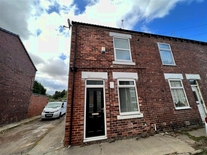 2 Bedroom Terraced House To Rent In New Street, Ackworth, Pontefract, WF7