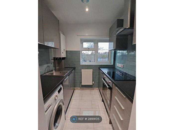 1 Bedroom Flat To Rent In Northdown Road, Hatfield, AL10