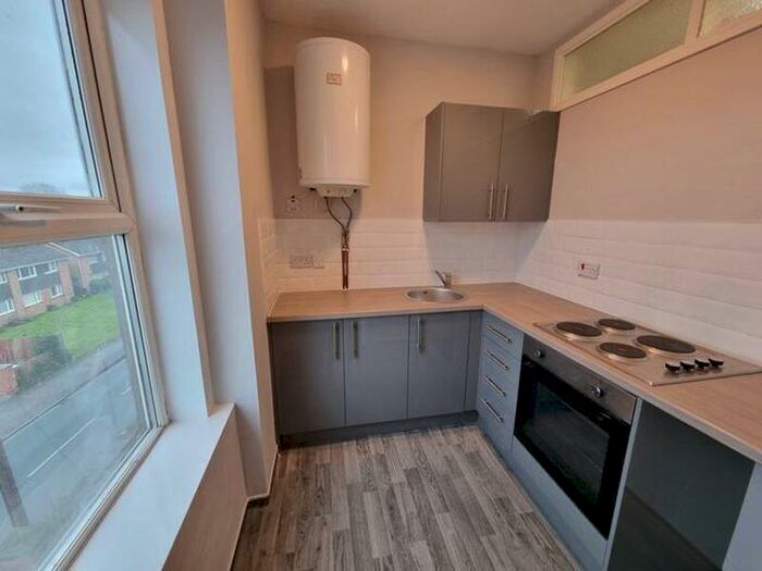 Studio To Rent In Kingsholm Road, Kingsholm, GL1