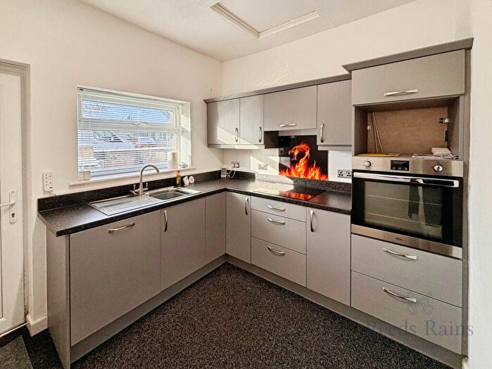 2 Bedroom Bungalow To Rent In Fourth Street, Pont Bungalows, Consett, Durham, DH8