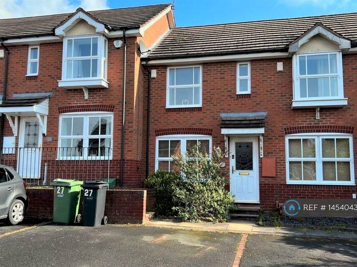 2 Bedroom Terraced House To Rent In Hopton Gardens, Dudley, DY1
