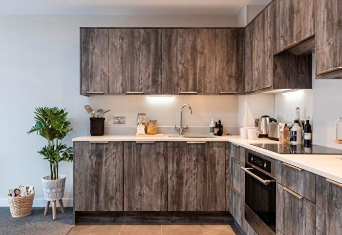 1 Bedroom Flat To Rent In Waterways Avenue Manchester, M15