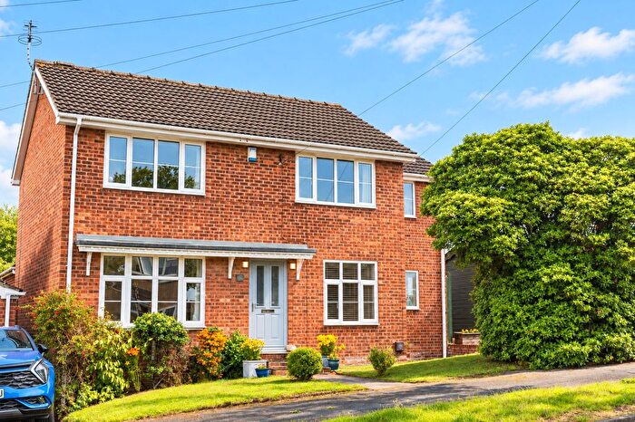 4 Bedroom Detached House For Sale In Staniforth Avenue, Eckington, S21