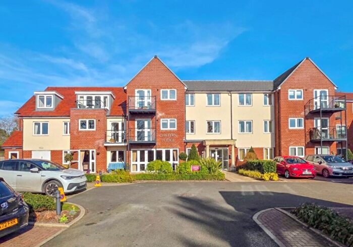 1 Bedroom Flat For Sale In Flat Chiltern Lodge, Longwick Road, Princes Risborough, Buckinghamshire, HP27