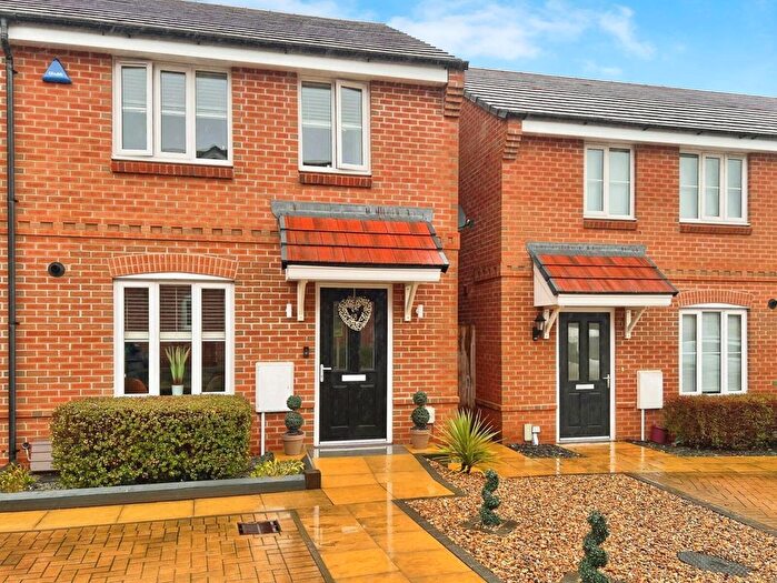 3 Bedroom Semi Detached House For Sale In Thomas Way, Abingdon, Oxfordshire, OX14