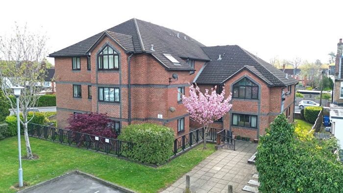 1 Bedroom Flat For Sale In Wellesley Gate, East Station Road, Aldershot, GU12