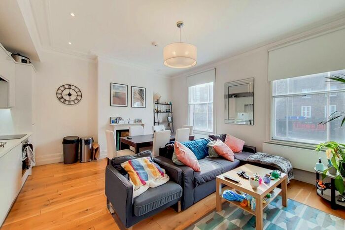 2 Bedroom Flat To Rent In Kennington Lane, Vauxhall, London, SE11