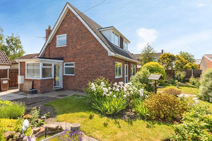 3 Bedroom Bungalow For Sale In Rosemary Lane, New Buckenham, Norfolk, NR16