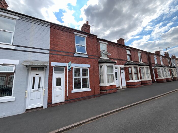 3 Bedroom Terraced House For Sale In Grimston Road, Nottingham, NG7