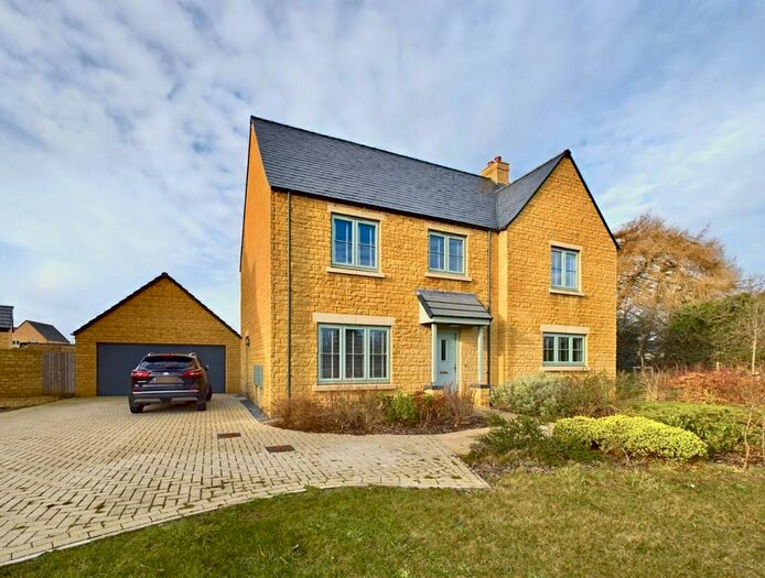 5 Bedroom Detached House For Sale In Wellington Way, Milton-Under-Wychwood, Chipping Norton, OX7