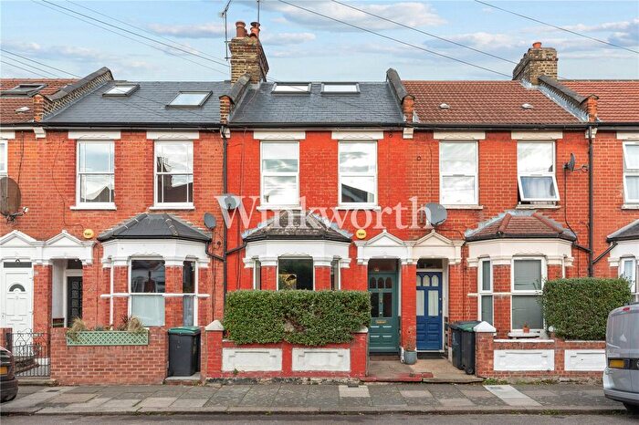 4 Bedroom Terraced House For Sale In Graham Road, London, N15