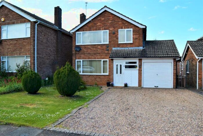3 Bedroom Detached House For Sale In Westland Road, Cottesmore, Oakham, LE15