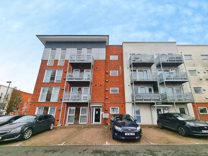 2 Bedroom Apartment For Sale In Gaskell Place, Ipswich, Suffolk, IP2
