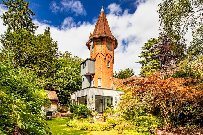 3 Bedroom Detached House For Sale In Abbotts Tower, Goring Heath, RG8