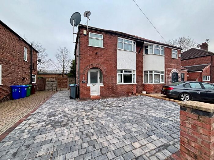 3 Bedroom Semi-Detached House For Sale In Highbank Drive, Manchester, M20