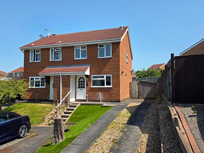 3 Bedroom Semi-Detached House For Sale In Ash Grove, Melton Mowbray, LE13