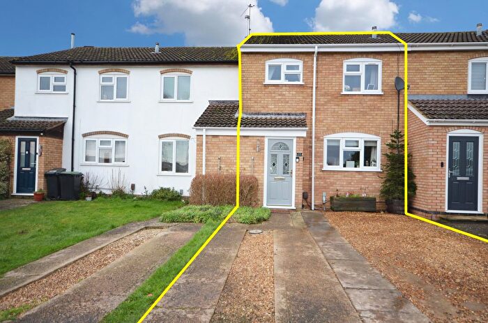 3 Bedroom Terraced House For Sale In Whittam Close, Raunds, Northamptonshire, NN9