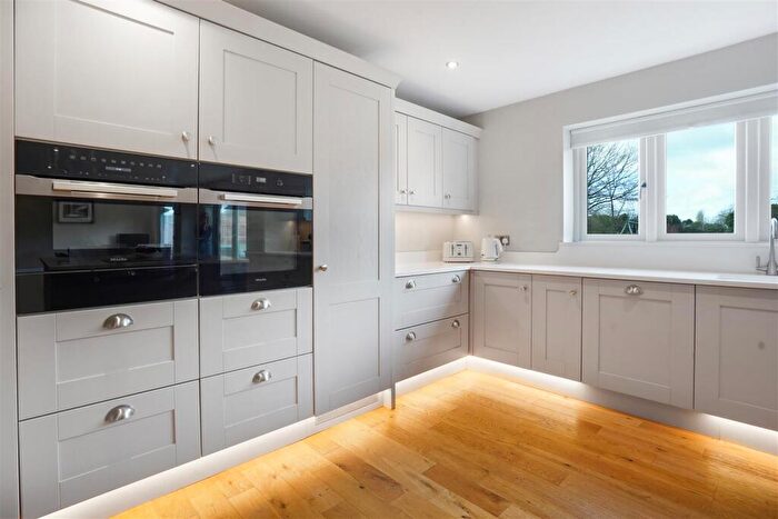 5 Bedroom Detached House For Sale In Quarry Lane, Snarestone, DE12