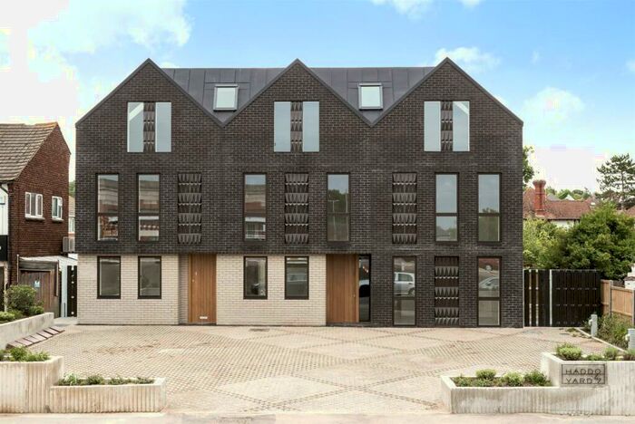 2 Bedroom Apartment To Rent In Old Bridge Road, Whitstable, CT5