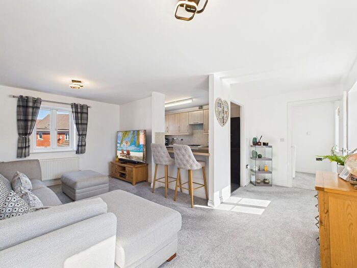 2 Bedroom Detached House For Sale In Standish Street, Bridgwater, TA6